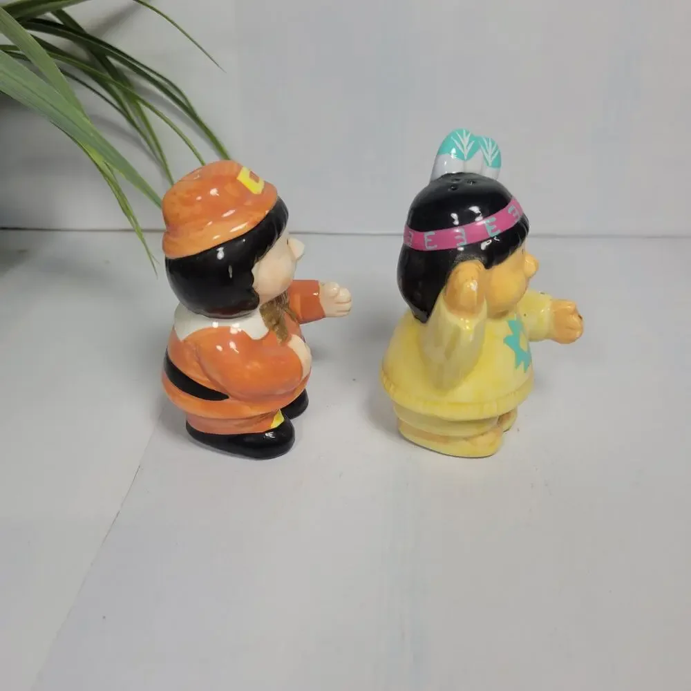 Vintage Russ Thanksgiving Salt Pepper Shakers, Native & Pilgrim Figurines